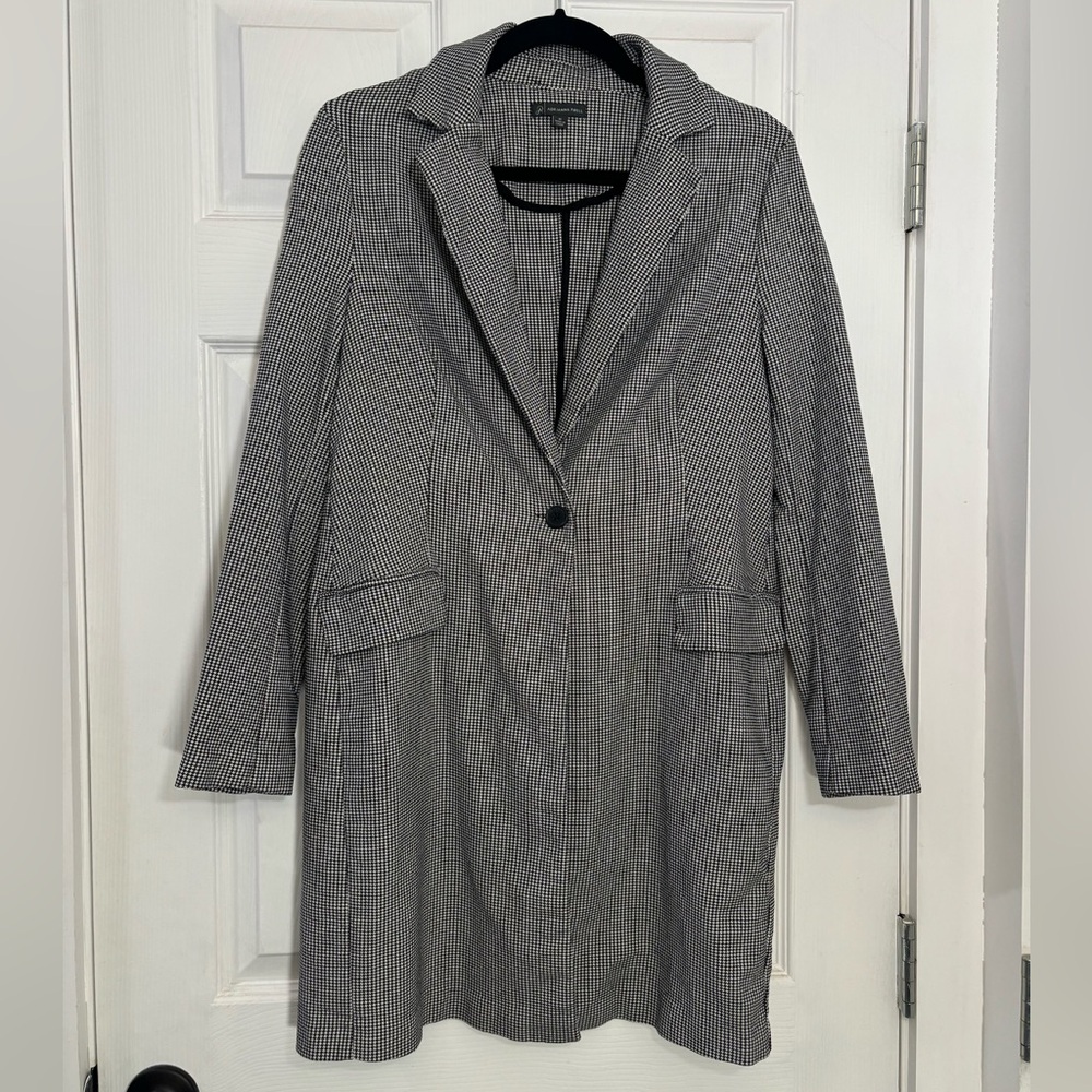 Adrianna Papell Black and White Houndstooth Long Blazer Jacket